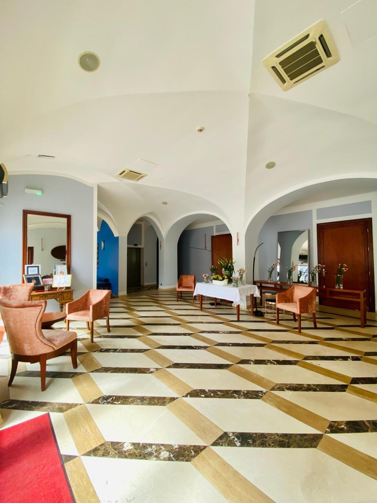 אוסטקה Hotel Rejs מראה חיצוני תמונה