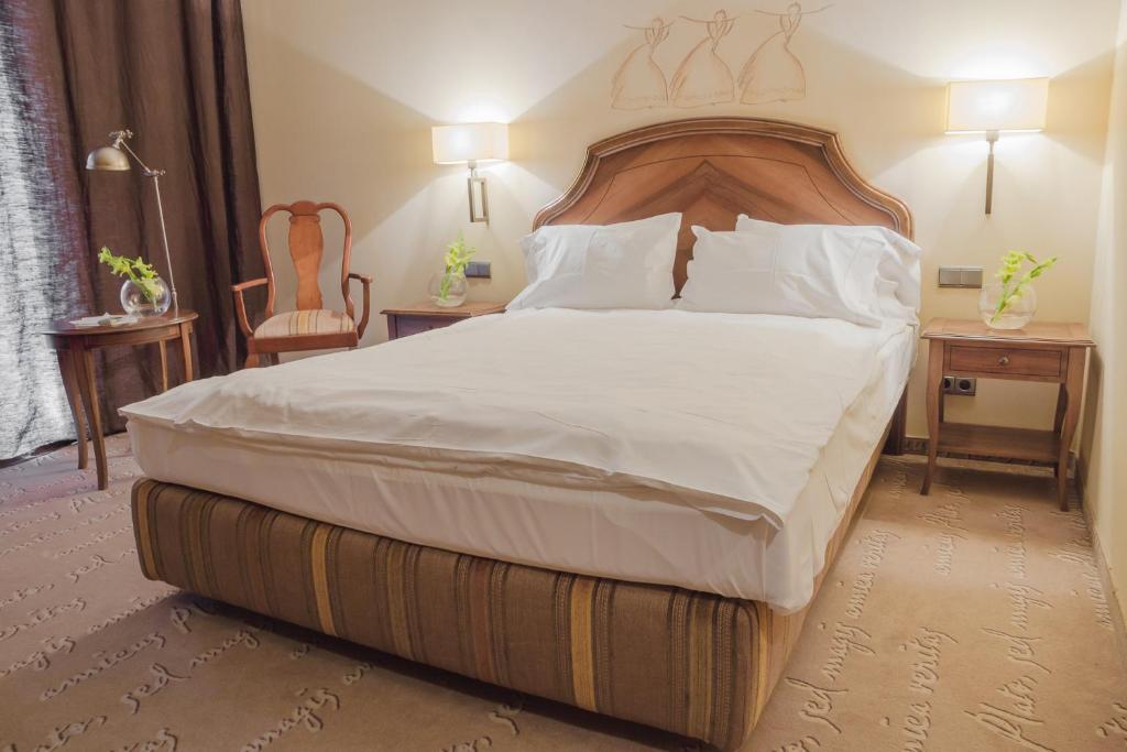 אוסטקה Hotel Rejs חדר תמונה
