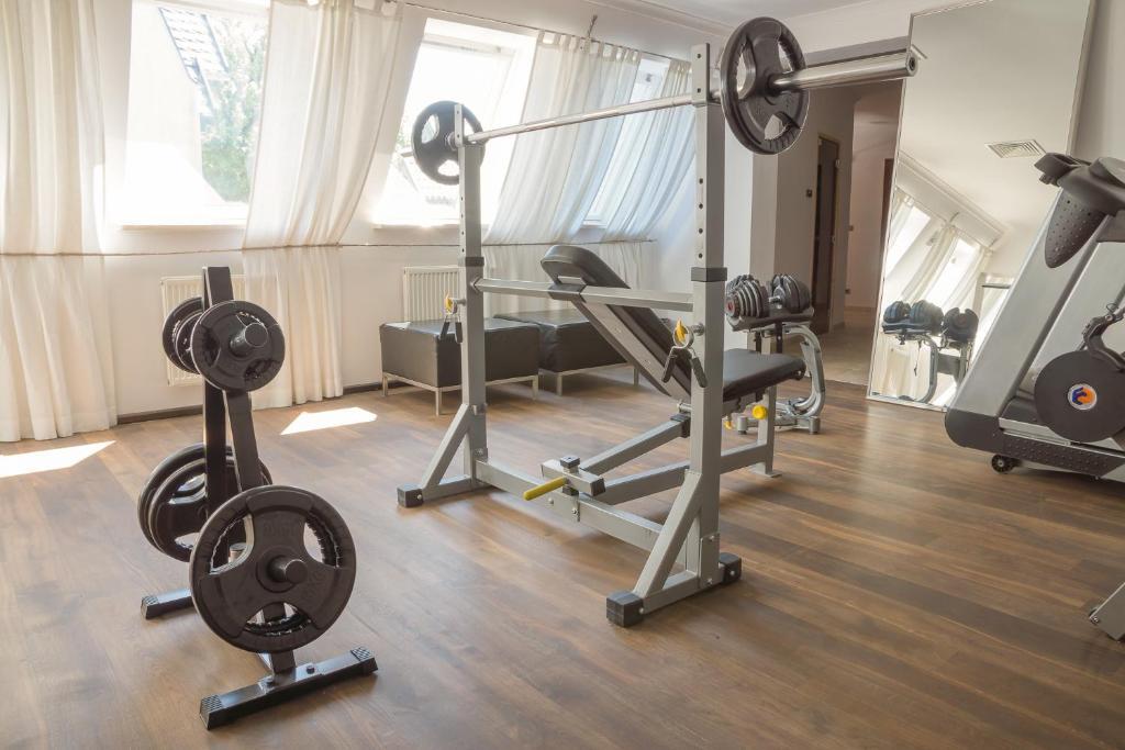 אוסטקה Hotel Rejs מראה חיצוני תמונה