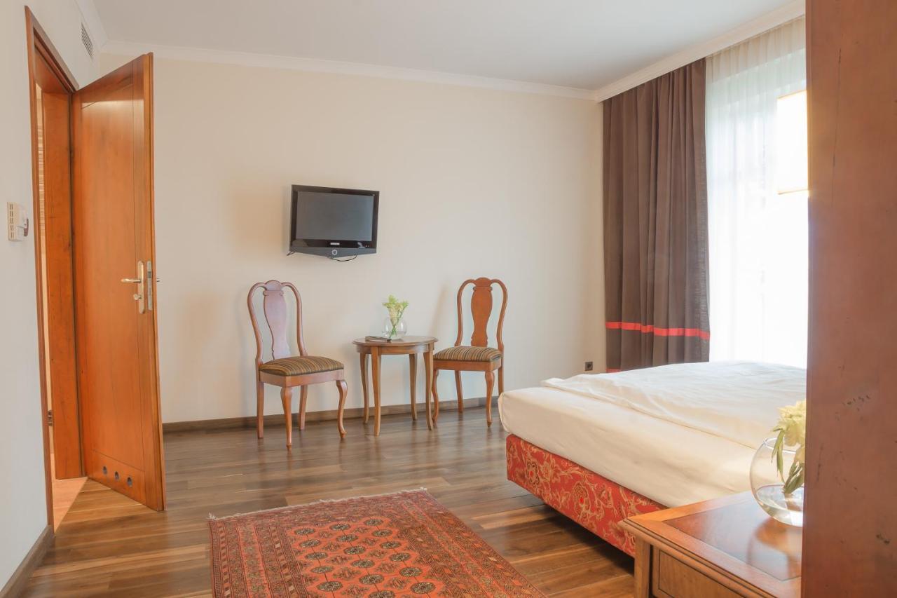 אוסטקה Hotel Rejs חדר תמונה